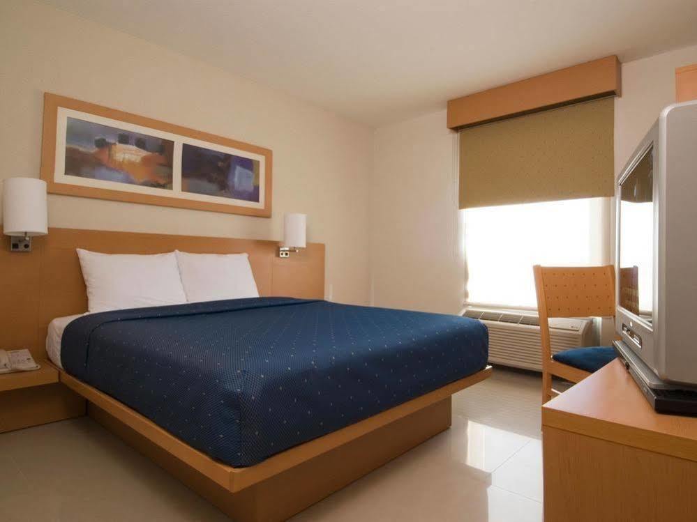 City Express Coatzacoalcos Zewnętrze zdjęcie